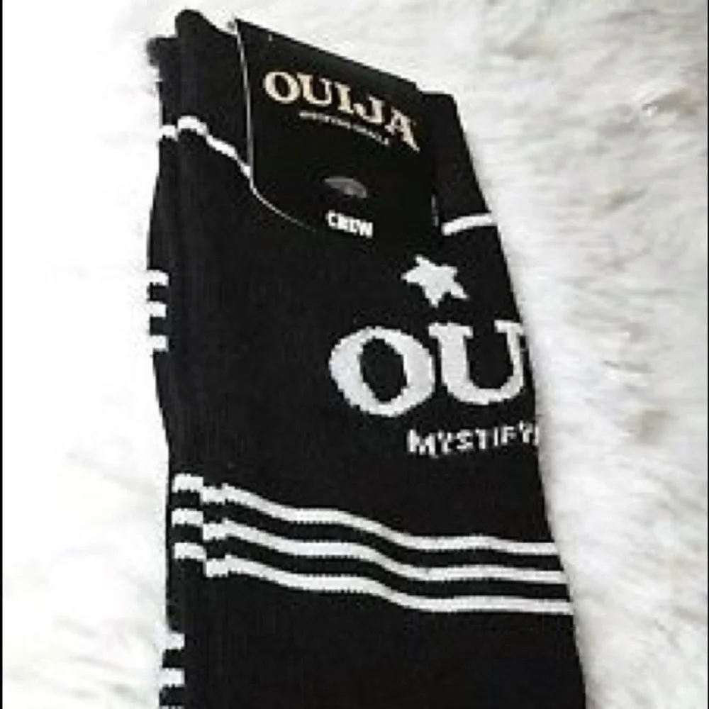☄Bioworld Hasbro 2018 Quija Board Game Socks
